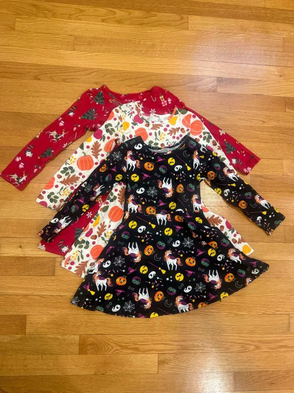 Place Red Girls' Top